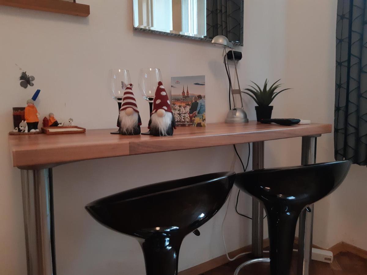 Apartment Marko Zagreb Exteriör bild